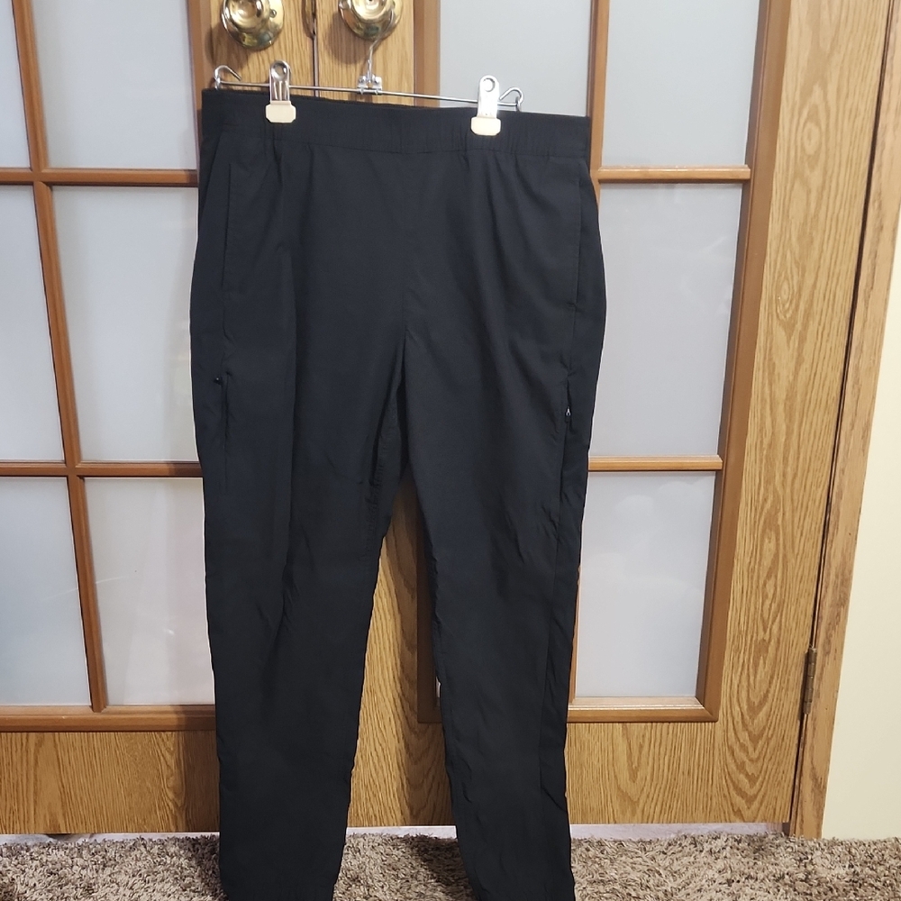 Eddie Bauer Womens Black First Ascent Althetic Black Joggers Size 10